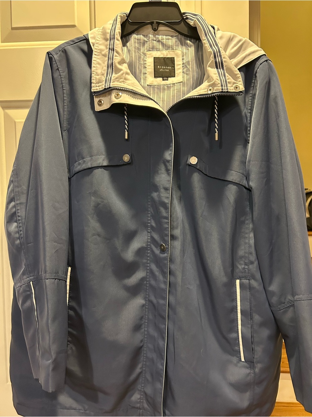 Braetan Hooded Jacket in Dusty Blue with Cream Trim size 2XL
